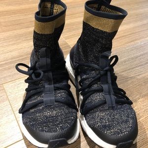 Brand New Adidas Ultraboost X-mid